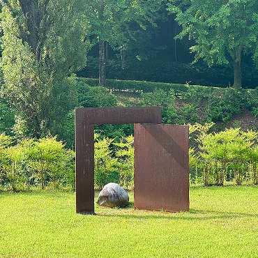 멈춰 서서, 이우환의 ‹문에서› 상세보기