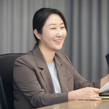 김 크리스틴 선, «완고한 바위, 무모한 싸움들» 김윤옥 학예연구사를 만나다 상세보기